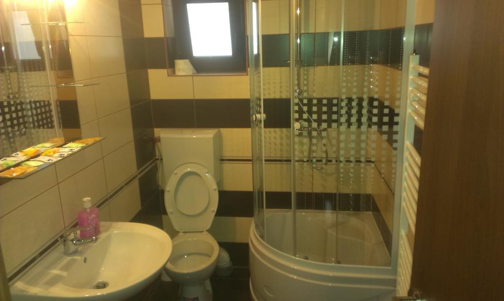 Pensiunea Alex Si Tedi Horezu Room photo